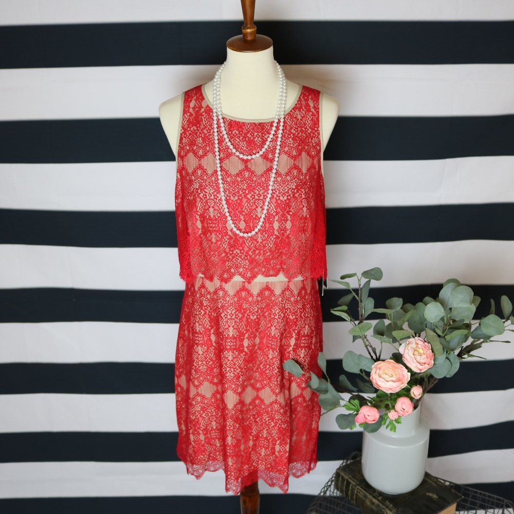 NWT KENSIE Red Layered Lace Dress